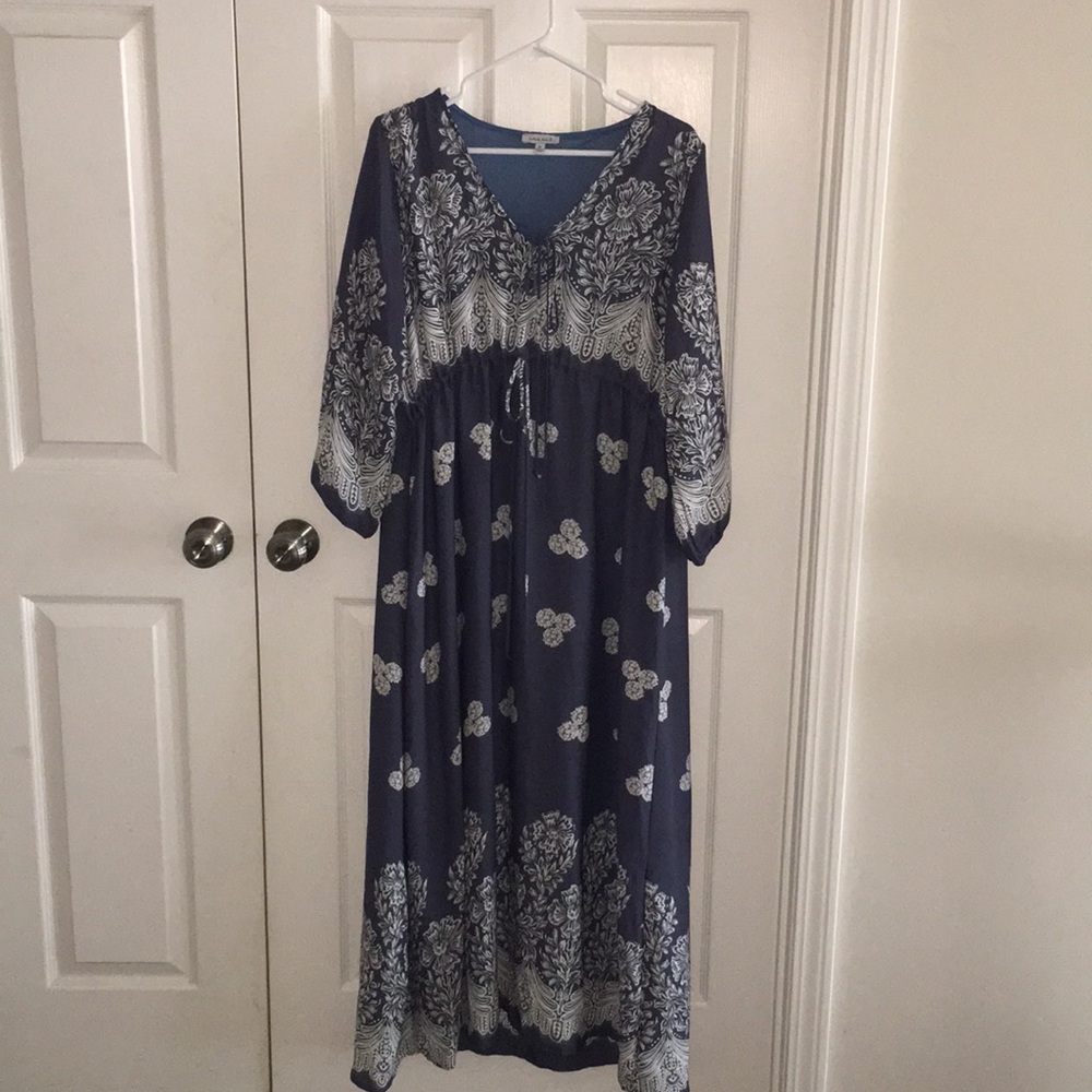 NWOT White Birch blue and white midi length dress!